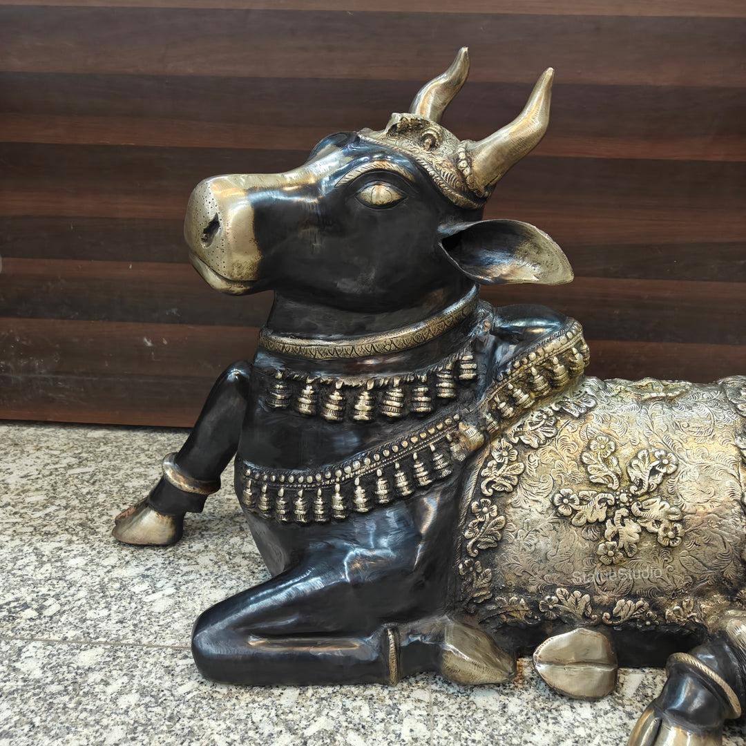 Brass Large Nandi Sculpture Antique Finish 33 inch