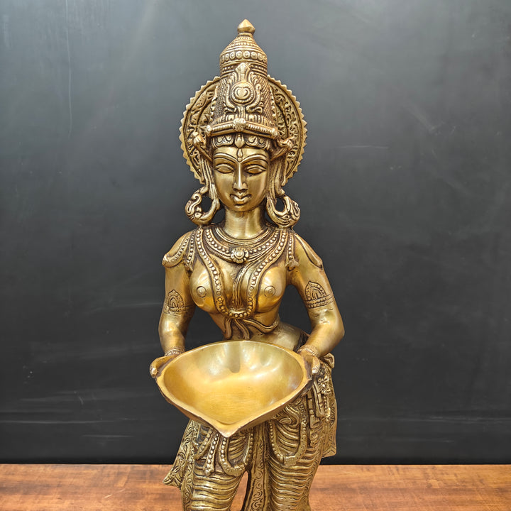 Brass Deeplakshmi Pavaai Vilakku Statue Showpiece For Home Decor 29 Inch