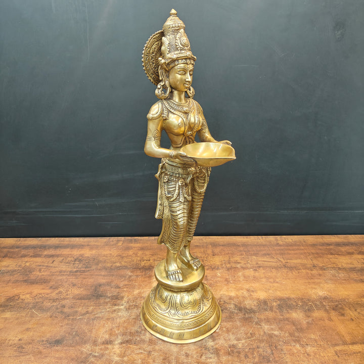 Brass Deeplakshmi Pavaai Vilakku Statue Showpiece For Home Decor 29 Inch