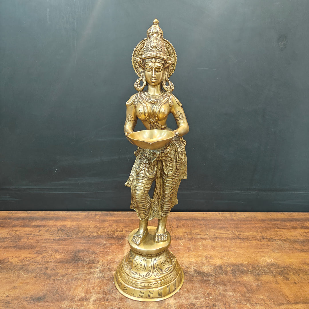 Brass Deeplakshmi Pavaai Vilakku Statue Showpiece For Home Decor 29 Inch