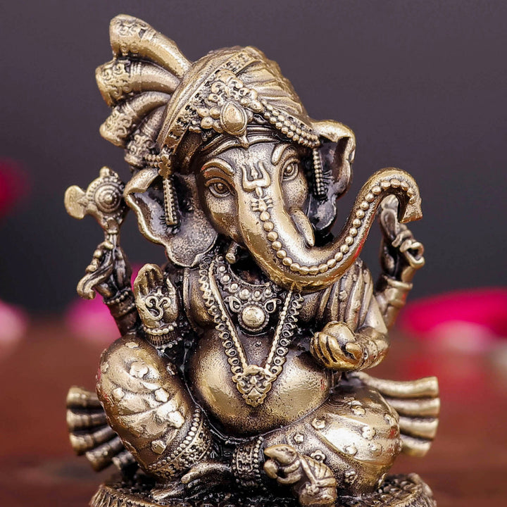 Brass Superfine Small Ganesha Idol Wearing a Turban 2 Inch