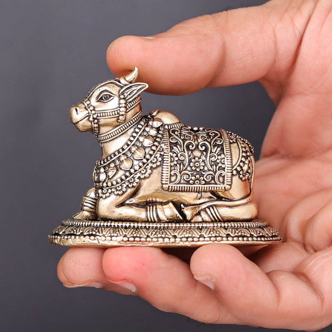Brass Antique Nandi Statue 2.8"