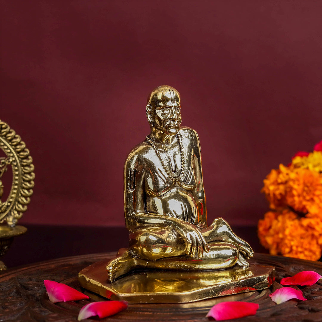 Brass Superfine Shri Swami Samarth Maharaj Statue (Swami of Akkalkot) 4 Inch