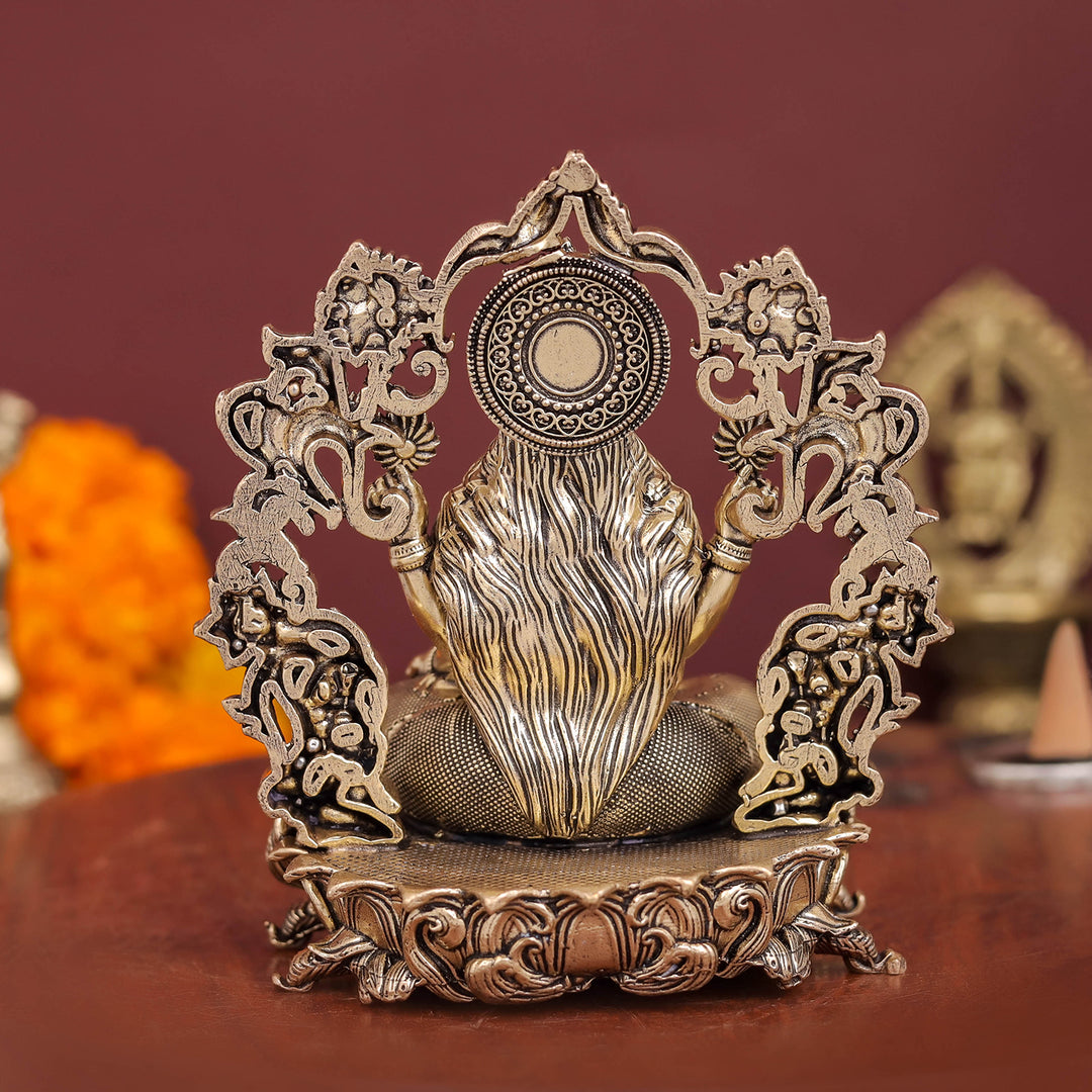 Brass Superfine Goddess Lakshmi Idol With Beautiful Arch 4 Inch