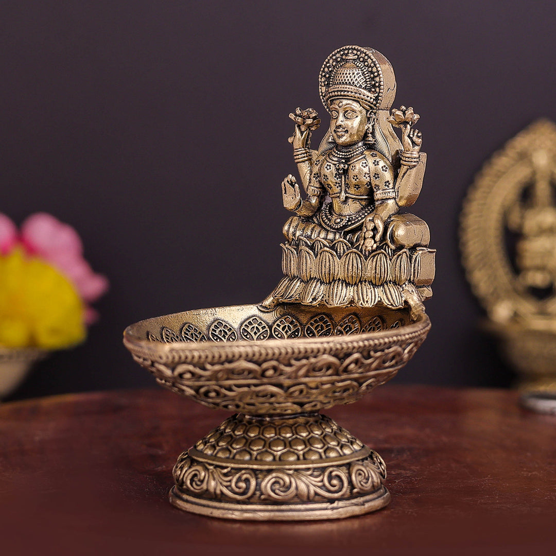 Brass Superfine Goddess Lakshmi Diya Lamp 3.5 Inch