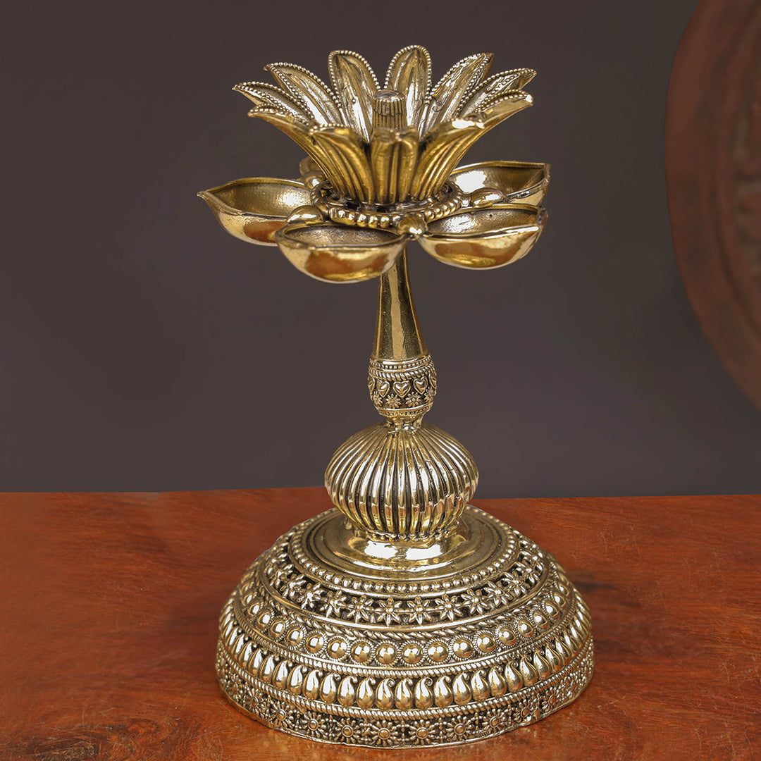 Brass Superfine Beautiful Lotus Diya Oil Lamp 6 Inch 463834