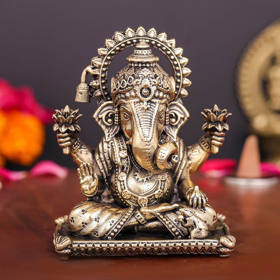 Brass Superfine Dagduseth Ganesha Idol 3 Inch 463764