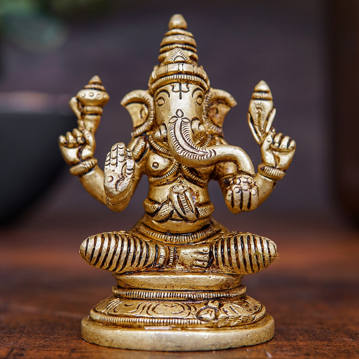 Fine Brass Small Ganesha Idol For Home Pooja Table Décor Statue Gift S –  StatueStudio